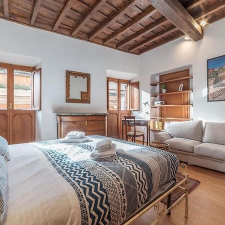 Montecitorio & Pantheon Stylish Flat Apartment Roma Exterior foto